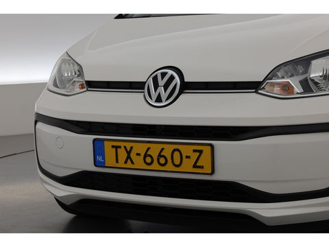 Volkswagen up! 1.0 BMT move up! | Airco | Bluetooth | Radio | Licht\Regen Sensor | DAB | All season