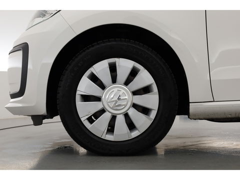 Volkswagen up! 1.0 BMT move up! | Airco | Bluetooth | Radio | Licht\Regen Sensor | DAB | All season