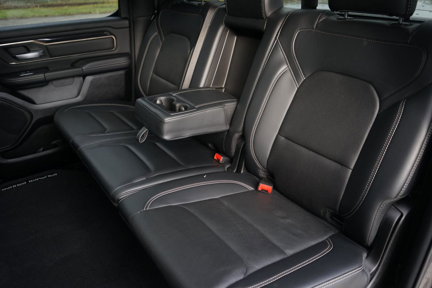 Dodge Ram 1500 4X4 5.7 V8 4x4 Crew Cab 5'7 Sport