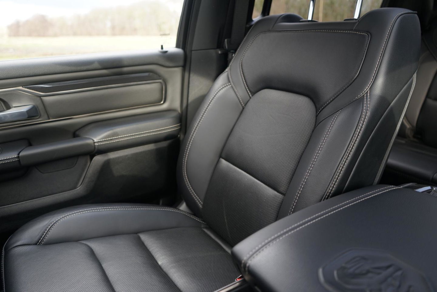 Dodge Ram 1500 4X4 5.7 V8 4x4 Crew Cab 5'7 Sport