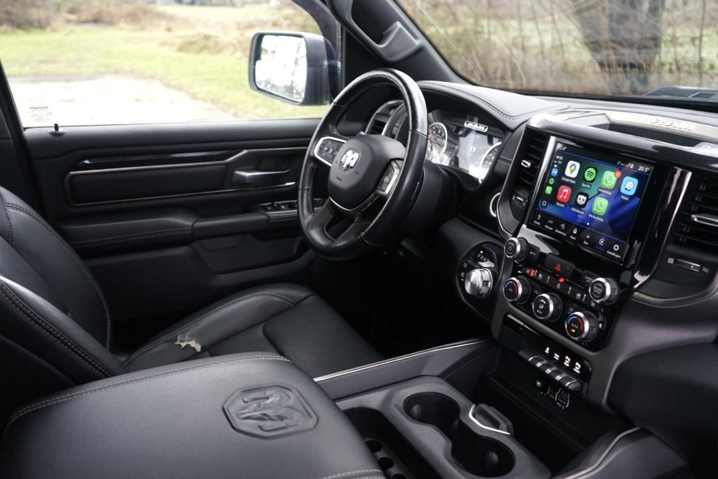 Dodge Ram Pick-Up 1500 4X4 5.7 V8 4x4 Crew Cab 5'7 Sport