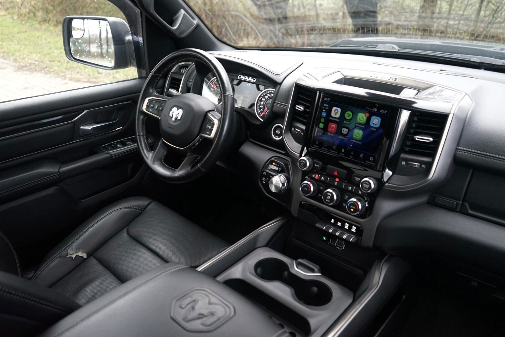 Dodge Ram Pick-Up 1500 4X4 5.7 V8 4x4 Crew Cab 5'7 Sport