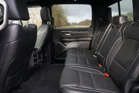 Dodge Ram Pick-Up 1500 4X4 5.7 V8 4x4 Crew Cab 5'7 Sport