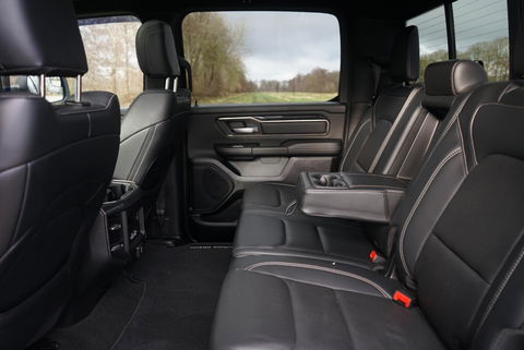 Dodge Ram Pick-Up 1500 4X4 5.7 V8 4x4 Crew Cab 5'7 Sport