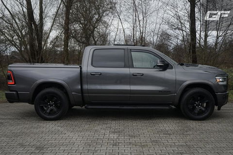 Dodge Ram Pick-Up 1500 4X4 5.7 V8 4x4 Crew Cab 5'7 Sport