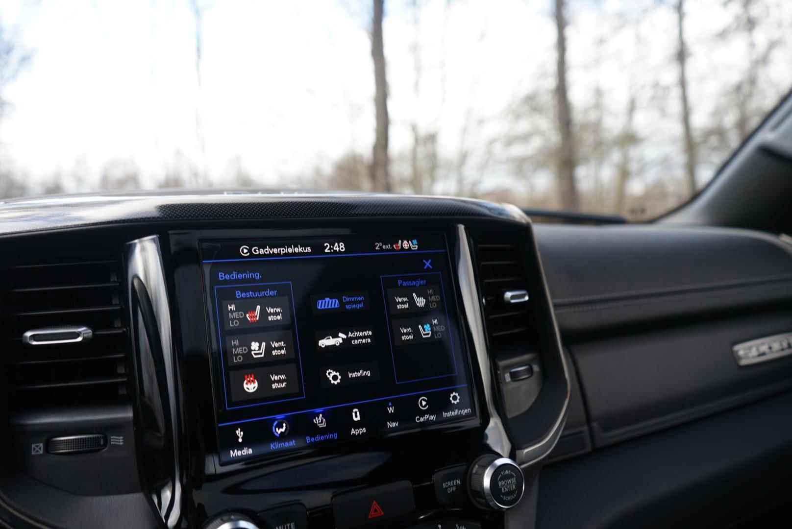 Dodge Ram Pick-Up 1500 4X4 5.7 V8 4x4 Crew Cab 5'7 Sport