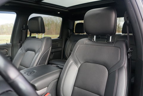 Dodge Ram 1500 4X4 5.7 V8 4x4 Crew Cab 5'7 Sport