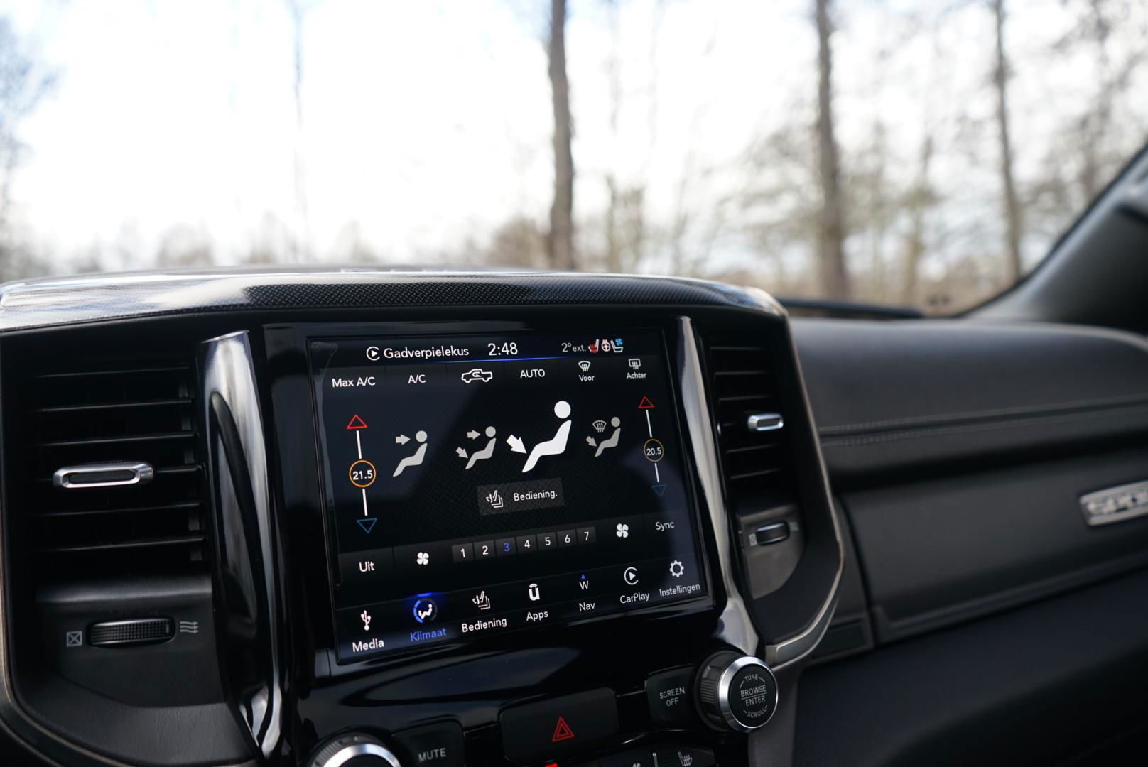 Dodge Ram 1500 4X4 5.7 V8 4x4 Crew Cab 5'7 Sport