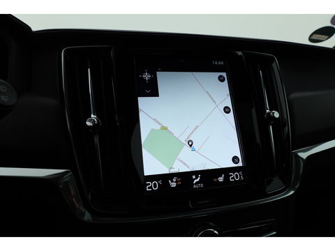 Volvo V90 Cross Country 2.0 T5 Pro | Luchtvering Four-C | Massage | Trekhaak | Pano | Head up | 360 Camera | Blis | Memory |