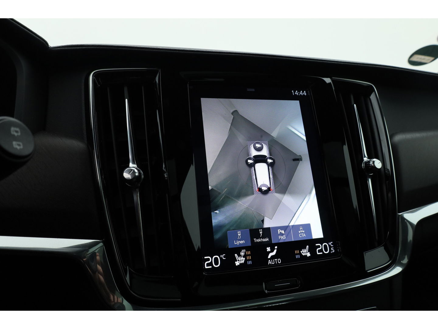 Volvo V90 Cross Country 2.0 T5 Pro | Luchtvering Four-C | Massage | Trekhaak | Pano | Head up | 360 Camera | Blis | Memory |