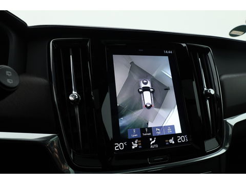 Volvo V90 Cross Country 2.0 T5 Pro | Luchtvering Four-C | Massage | Trekhaak | Pano | Head up | 360 Camera | Blis | Memory |