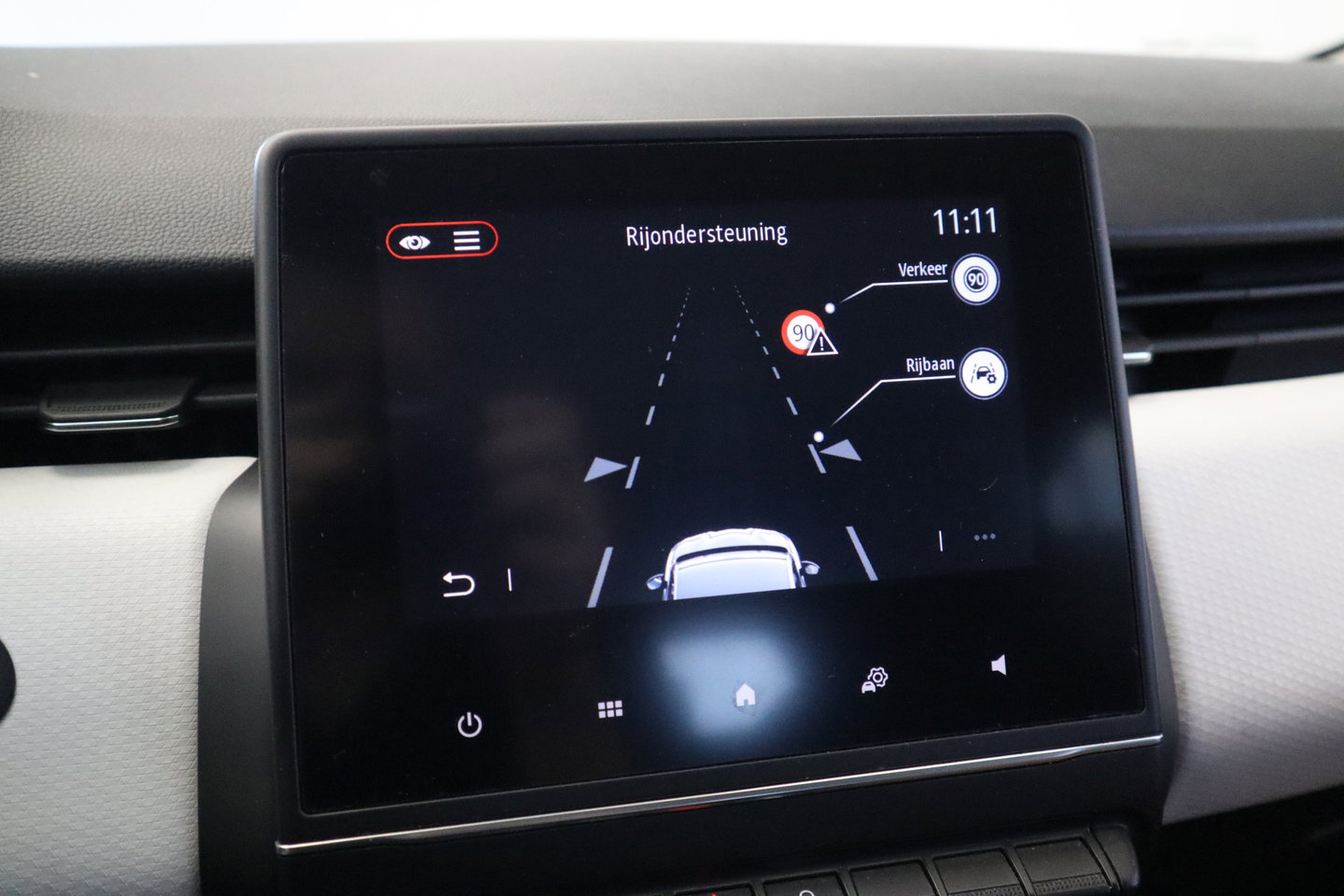 Renault Clio 1.6 E-Tech Hybrid 145 Evolution Navigatie Full-led PDC 24 Maanden garantie* (Vraag naar de voorwaarden)