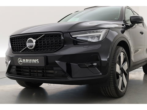 Volvo XC40 1.5 T4 Plug-in hybrid Ultimate Dark | Pano-dak | Leder | 360 camera | Voorruitverw. | Adap. Cruise | Blis | H&K audio |