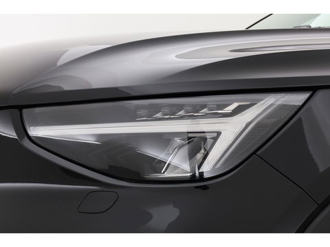 Volvo XC40 1.5 T4 Plug-in hybrid Ultimate Dark | Pano-dak | Leder | 360 camera | Voorruitverw. | Adap. Cruise | Blis | H&K audio |