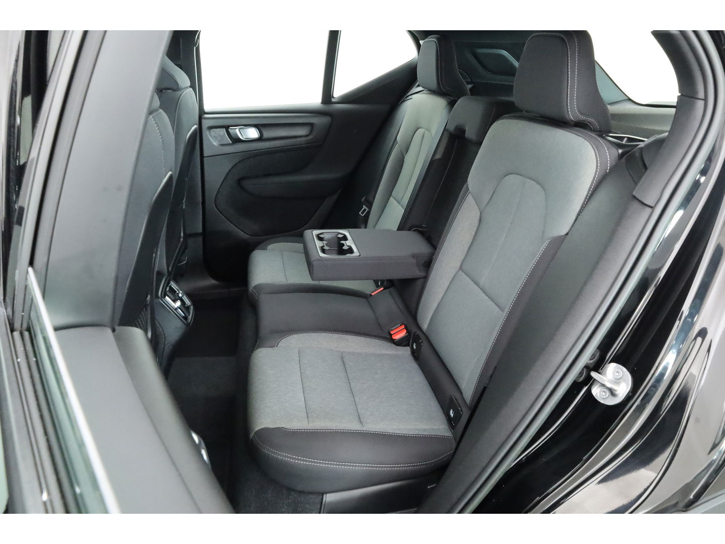 Volvo XC40 2.0 B3 Core | Facelift | achteruitrijcamera | Carplay |