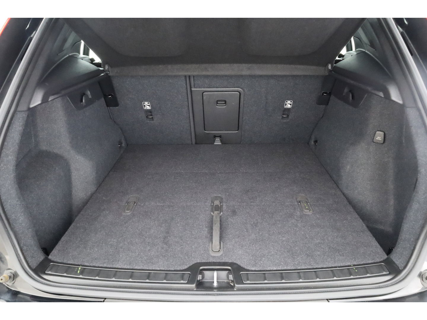 Volvo XC40 2.0 B3 Core | Facelift | achteruitrijcamera | Carplay |