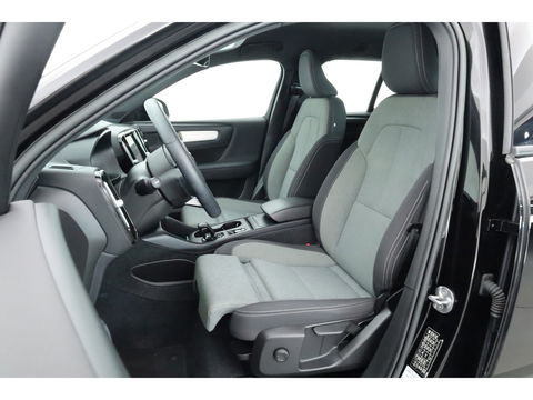 Volvo XC40 2.0 B3 Core | Facelift | achteruitrijcamera | Carplay |