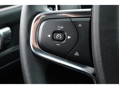 Volvo XC40 2.0 B3 Core | Facelift | achteruitrijcamera | Carplay |