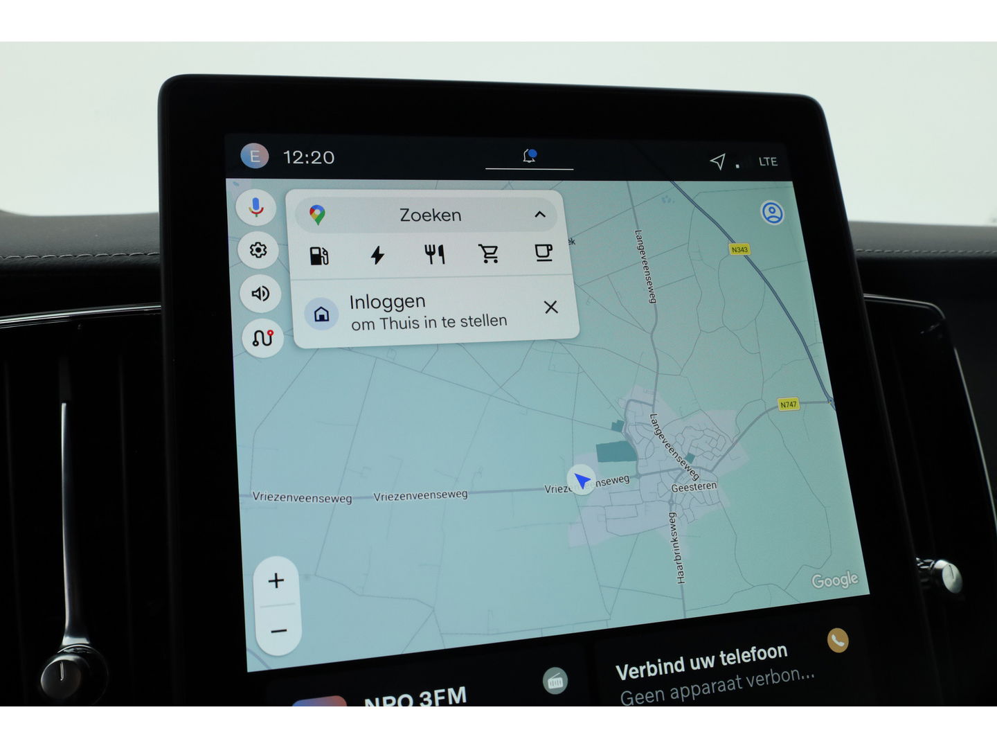 Volvo XC60 2.0 T8 Plug-in hybrid AWD Ultra Black Edition | Pano-dak | H&K Audio | Head up | Gelaagd Glas | Blis | ACC | 360 camera |