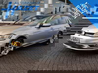 Volkswagen Golf - 1.6 TDI 116 PK AUT. *1e EIGENAAR / BTW* + MASSAGE | CARPLAY | ADAPTIVE CRUISE | TREKHAAK | STOELVERW. | DAB