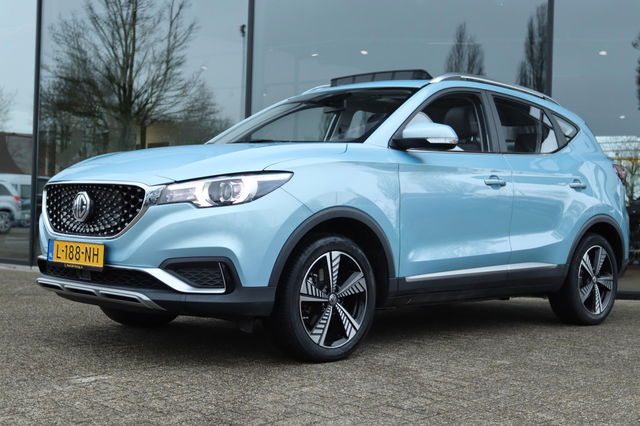 MG ZS EV - MG LUXURY 45KWH | PANO | ADAPT. CRUISE | CARPLAY | CAMERA | TREKHAAK | LED | LEDER