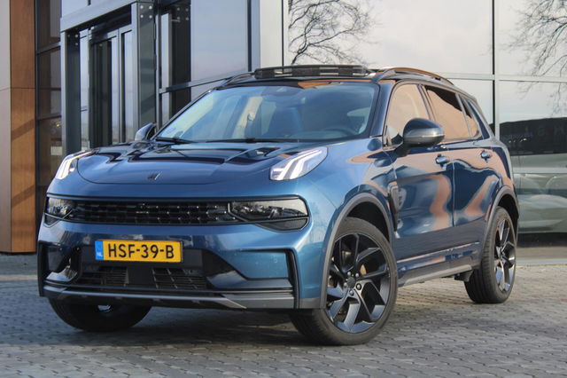 Lynk & Co 01 - 262PK PHEV | Zwart optiek | 360 Camera | Pano