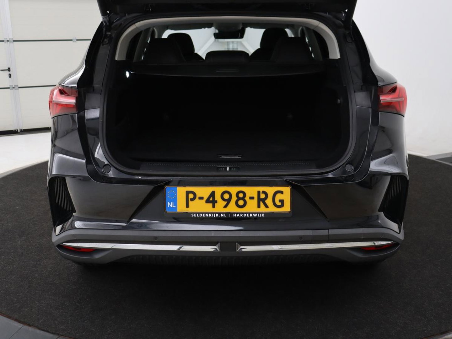 MG Marvel R Luxury 70 kWh | SOH 96% | Panoramadak | Stoelventilatie | Leder | 360 Camera | Adaptive cruise | Wamtepomp | Sfeerverlichting | Stoelverwarming | Carplay | Navigatie | Keyless