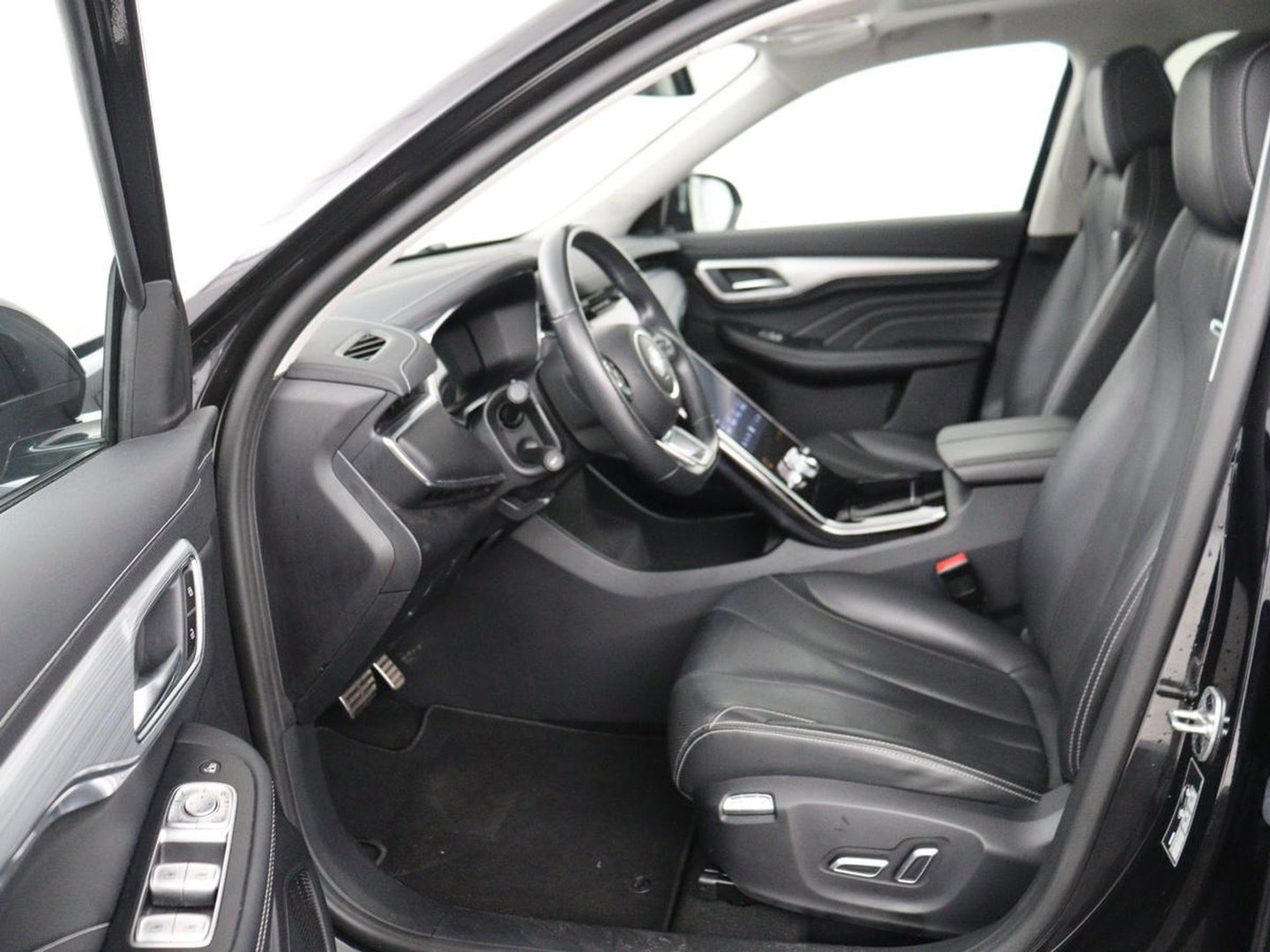 MG Marvel R Luxury 70 kWh | SOH 96% | Panoramadak | Stoelventilatie | Leder | 360 Camera | Adaptive cruise | Wamtepomp | Sfeerverlichting | Stoelverwarming | Carplay | Navigatie | Keyless