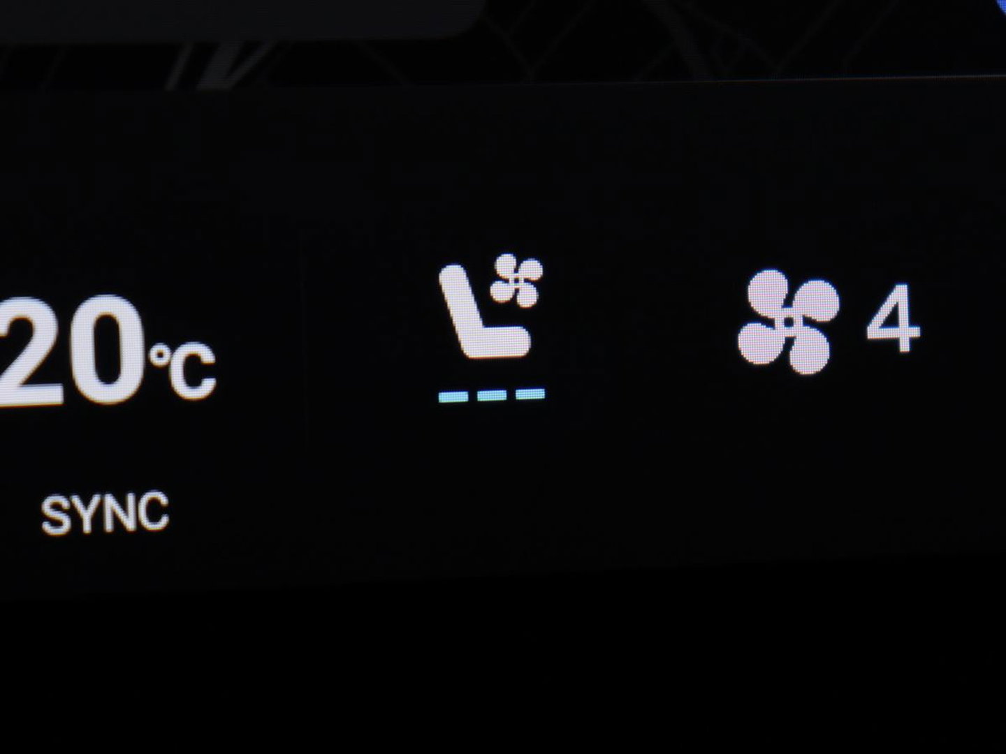 MG Marvel R Luxury 70 kWh | SOH 96% | Panoramadak | Stoelventilatie | Leder | 360 Camera | Adaptive cruise | Wamtepomp | Sfeerverlichting | Stoelverwarming | Carplay | Navigatie | Keyless