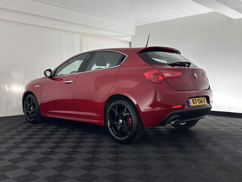 Alfa Romeo Giulietta 1.6 JTDm Super Aut. *NAVI-FULLMAP | SPORTSEATS | SHIFTPADDLES | ECC | PDC | CRUISE | 18''ALU*