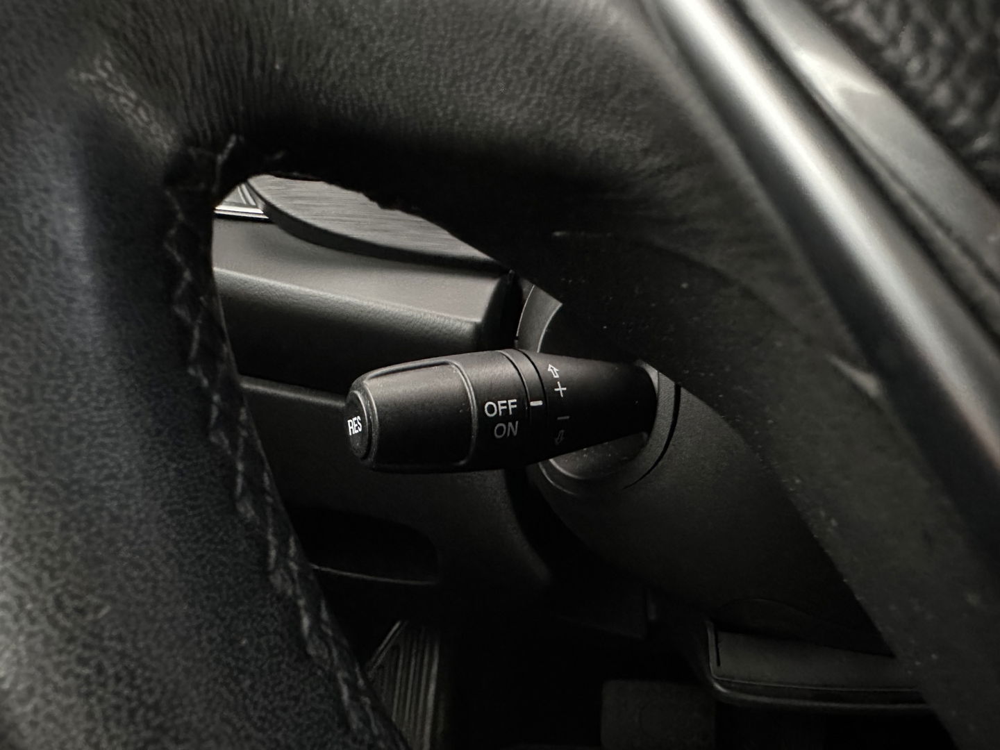 Alfa Romeo Giulietta 1.6 JTDm Super Aut. *NAVI-FULLMAP | SPORTSEATS | SHIFTPADDLES | ECC | PDC | CRUISE | 18''ALU*