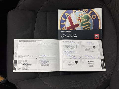 Alfa Romeo Giulietta 1.6 JTDm Super Aut. *NAVI-FULLMAP | SPORTSEATS | SHIFTPADDLES | ECC | PDC | CRUISE | 18''ALU*