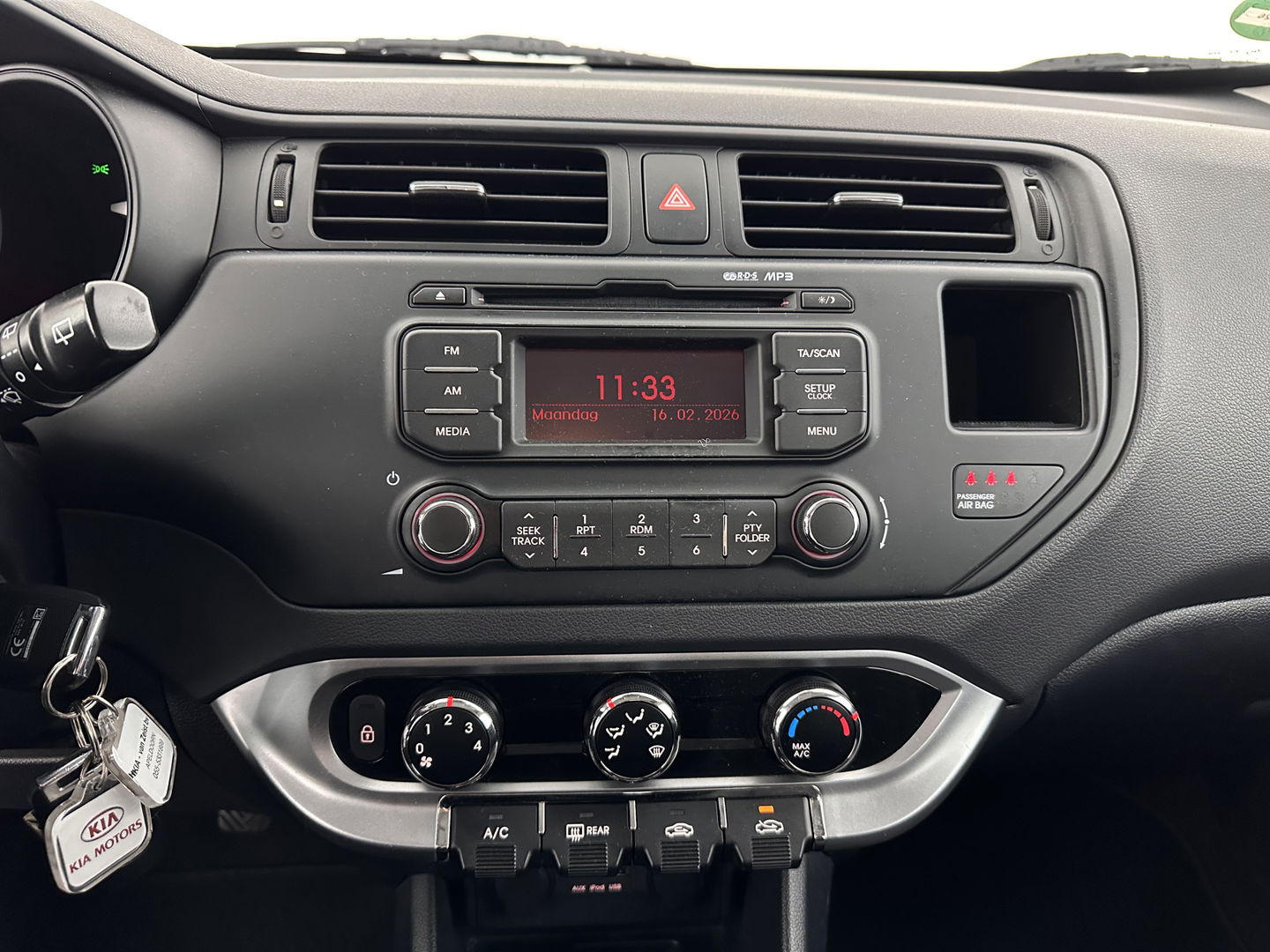 Kia Rio 1.2 CVVT ComfortLine *AIRCO | RADIO-CD/MP3 | COMFORTSEATS | TOWBAR*