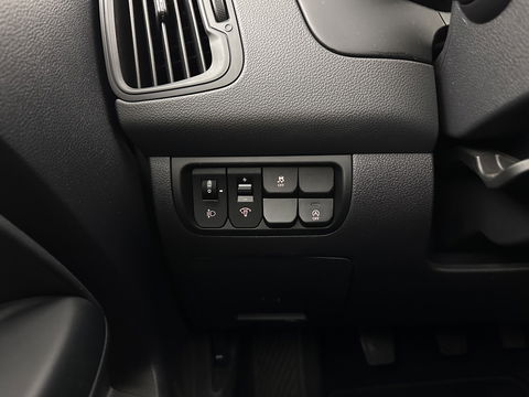 Kia Rio 1.2 CVVT ComfortLine *AIRCO | RADIO-CD/MP3 | COMFORTSEATS | TOWBAR*