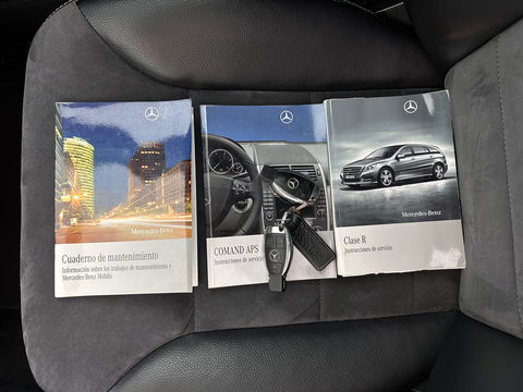 Mercedes-Benz R-Klasse 300 CDI BlueEFFICIENCY Prestige [ 7-Pers. ] Aut. *PANO | LEATHER-ALCANTARA | XENON | BLINDSPOT | NAVI-FULLMAP | COMFORTSEATS | CAMERA | SHIFTPADDLES | PRIVACYGLASS | 18''ALU*