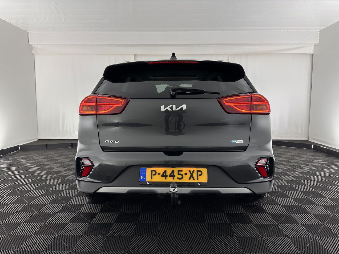 Kia Niro 1.6 GDi Hybrid ExecutiveLine (INCL-BTW) Aut. *PANO |  LEATHER | FULL-LED | NAVI-FULLMAP | DIGI-COCKPIT | HEATED-COMFORTSEATS | CAMERA | DAB+ | KEYLESS | ECC | SHIFTPADDLES | ADAPTIVE-CRUISE | LANE-ASSIST | 16"ALU*