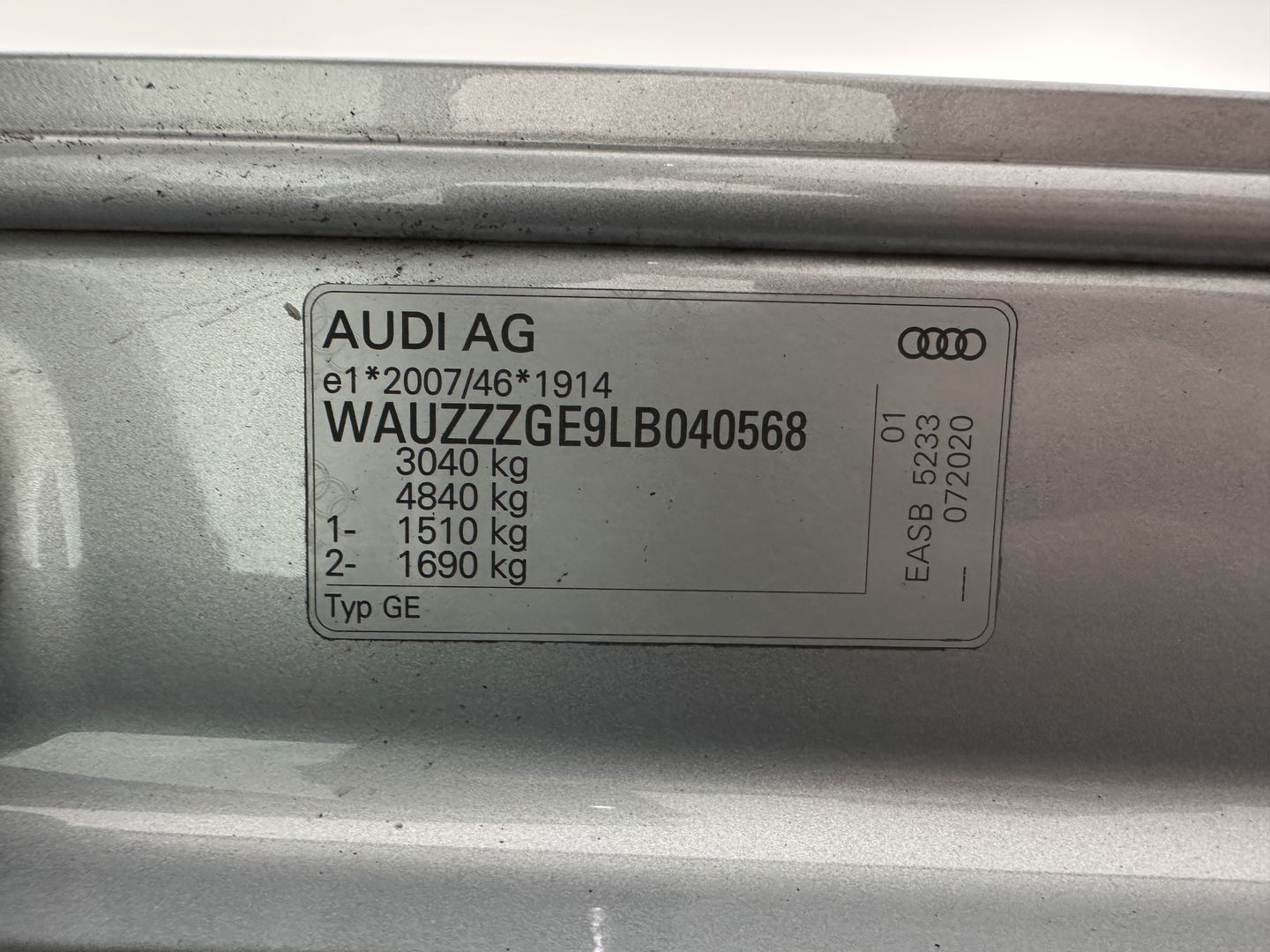 Audi e-tron 50 quattro Business edition 71 kWh [ 3-Fase-11kW ] {SOH-99%} (INCL-BTW) Aut. *HEATPUMP | FULL-LED | DIGI-COCKPIT | NAVI-FULLMAP | MEMORY-PACK |  COMFORTSEATS | KEYLESS | AUDI-SOUND | SHIFTPADDLES | DAB+ | ECC | DRIVE-SELECT | PDC | CRUISE | TOWBAR | 20