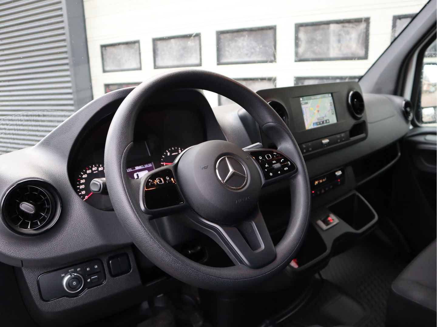 Mercedes-Benz Sprinter 315 CDI Automaat L2H2 RWD - Koelwagen Koeling - LED - MBUX