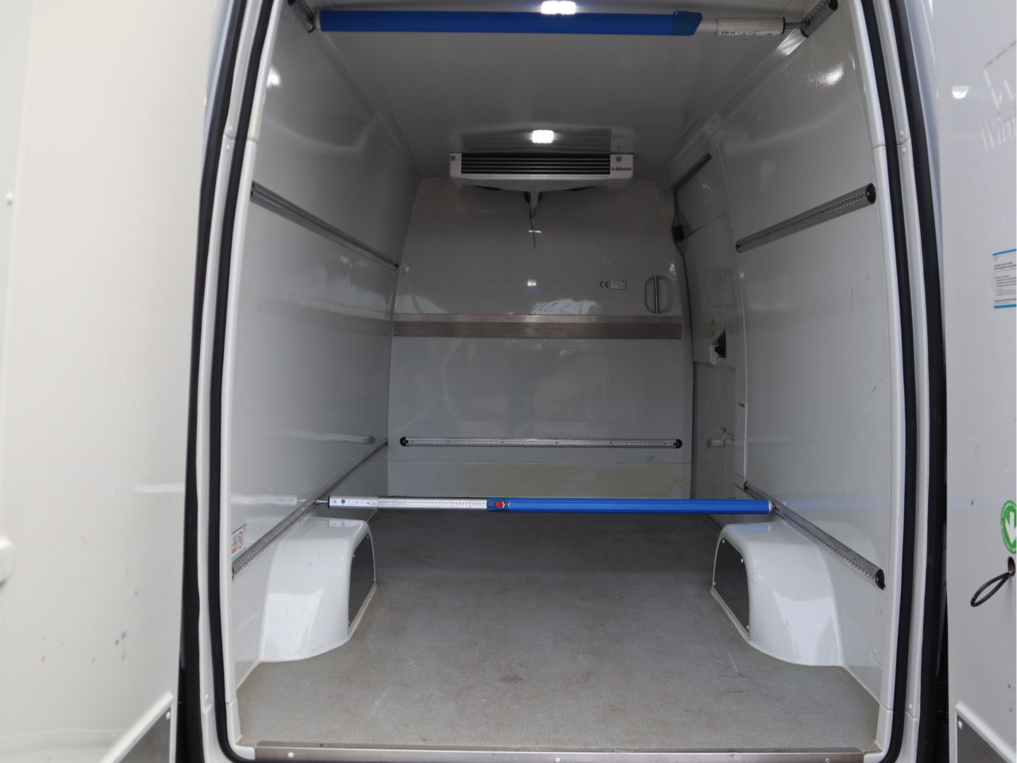 Mercedes-Benz Sprinter 315 CDI Automaat L2H2 RWD - Koelwagen Koeling - LED - MBUX