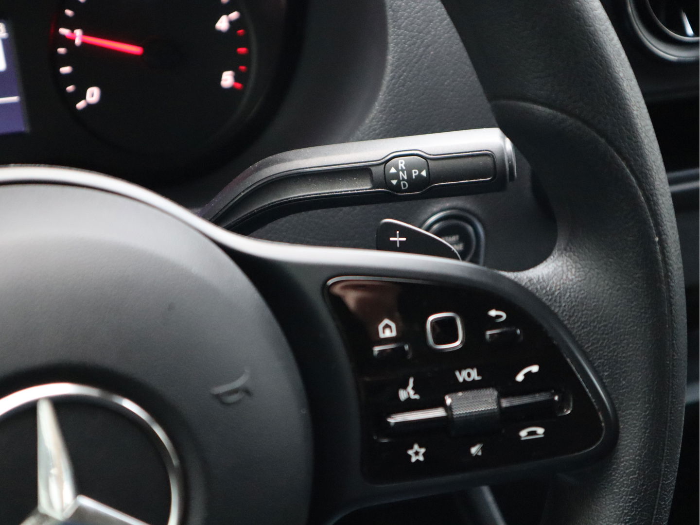 Mercedes-Benz Sprinter 315 CDI Automaat L2H2 RWD - Koelwagen Koeling - LED - MBUX