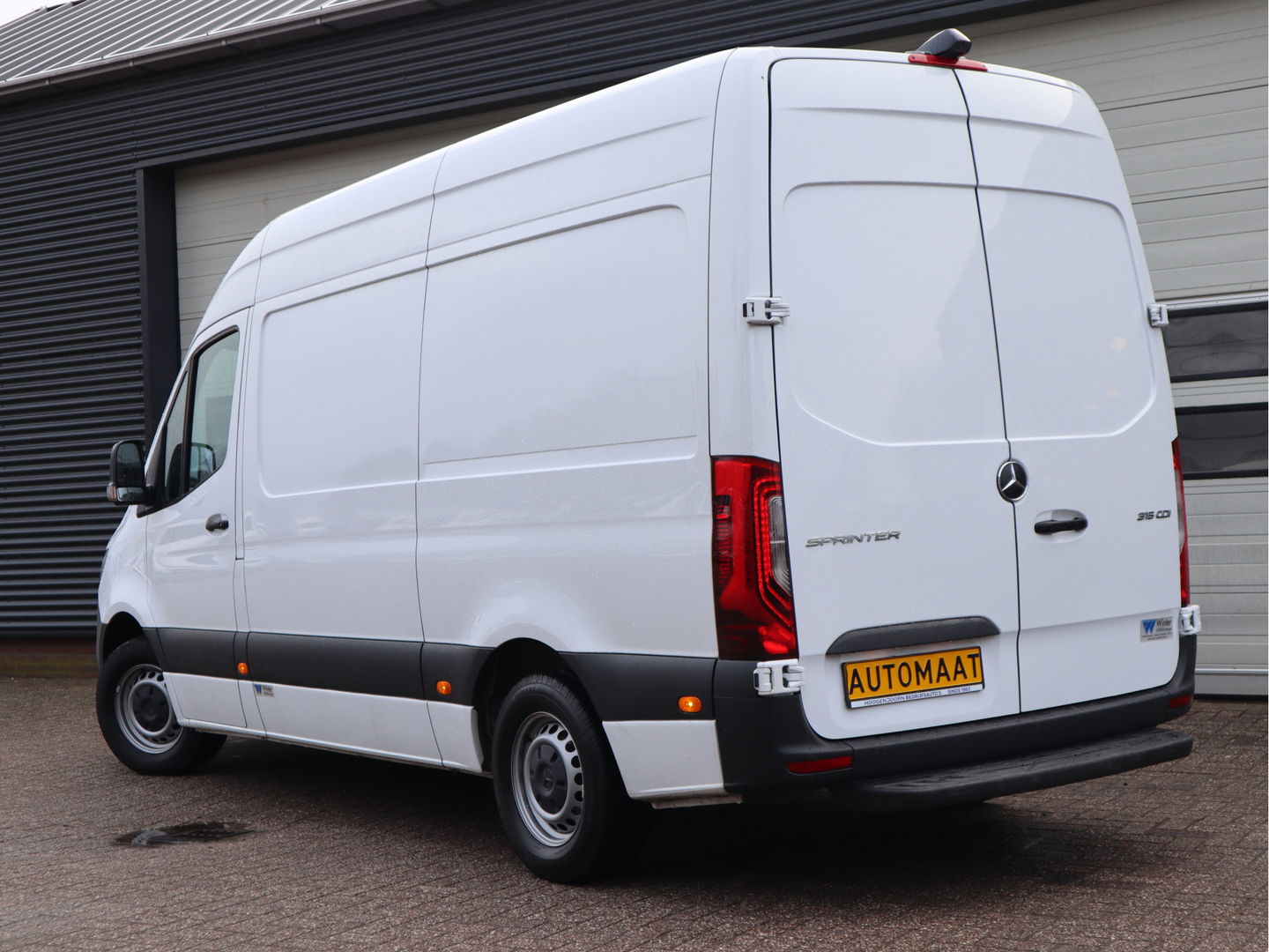 Mercedes-Benz Sprinter 315 CDI Automaat L2H2 RWD - Koelwagen Koeling - LED - MBUX