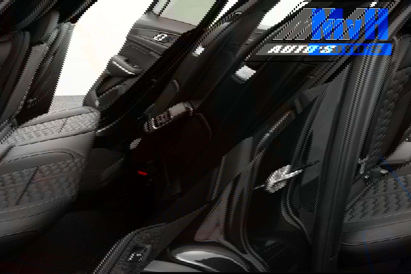 Lynk & Co 01 1.5 Hybride|FULL BLACK XL|ZWARTE.HEMEL|LEER|NAP