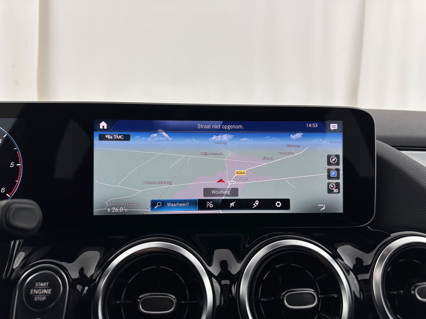 Mercedes-Benz B-Klasse 180d Launch Edition Premium Plus (INCL-BTW) Aut. *PANO | LEATHER-MICROFIBRE | KEYLESS |  FULL-LED | WIDESCREEN-DIGI-COCKPIT | CAMERA | COMFORTSEATS | NAVI-FULLMAP | ECC | CARPLAY | PDC | CRUISE | 17''ALU*