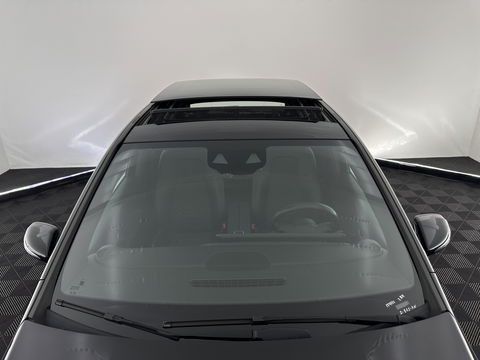 Mercedes-Benz B-Klasse 180d Launch Edition Premium Plus (INCL-BTW) Aut. *PANO | LEATHER-MICROFIBRE | KEYLESS |  FULL-LED | WIDESCREEN-DIGI-COCKPIT | CAMERA | COMFORTSEATS | NAVI-FULLMAP | ECC | CARPLAY | PDC | CRUISE | 17''ALU*