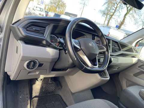 Volkswagen Transporter 2.0 TDI 150pk DSG automaat L2H1 28 / vaste prijs rijklaar € 24.950 ex btw / lease vanaf € 408 / airco / cruise / navi / euro 6 / bpm vrij / dubbele schuifdeur !