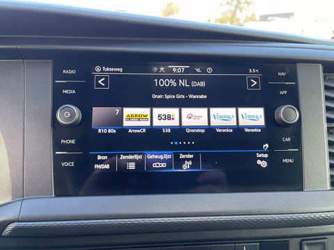 Volkswagen Transporter 2.0 TDI 150pk DSG automaat L2H1 28 / vaste prijs rijklaar € 24.950 ex btw / lease vanaf € 408 / airco / cruise / navi / euro 6 / bpm vrij / dubbele schuifdeur !