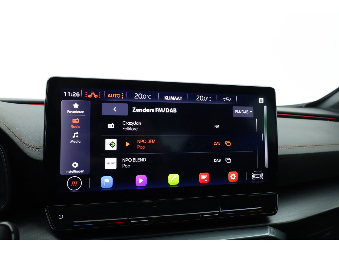 CUPRA Formentor 1.4 e-Hybrid VZ 245pk | Adapt. Cruise | Camera | Apple CarPlay | Keyless | Navi | 19'' | LED | SOH 96% |