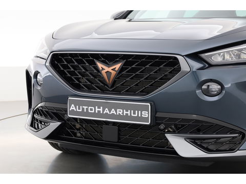 CUPRA Formentor 1.4 e-Hybrid VZ 245pk | Adapt. Cruise | Camera | Apple CarPlay | Keyless | Navi | 19'' | LED | SOH 96% |
