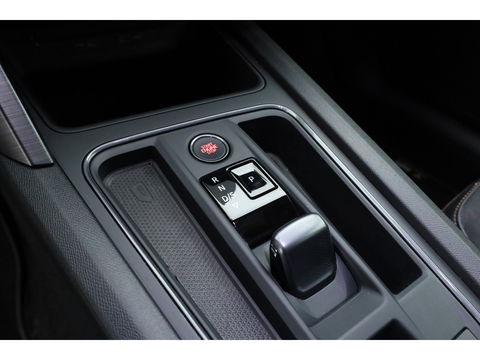 CUPRA Formentor 1.4 e-Hybrid VZ 245pk | Adapt. Cruise | Camera | Apple CarPlay | Keyless | Navi | 19'' | LED | SOH 96% |