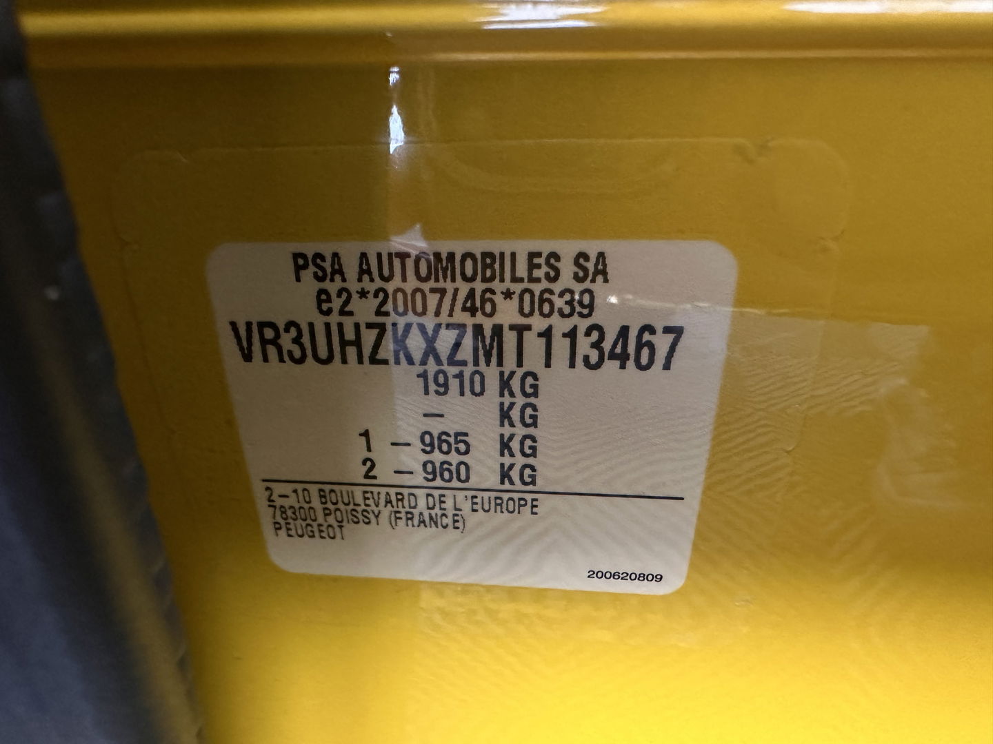 Peugeot e-208 EV Allure Pack 50 kWh (3-Fase-11kW) {SOH-89%} Aut.*HEATPUMP | LEATHER-FABRIC | FULL-LED | DIGI-COCKPIT | BLINDSPOT | CAMERA | AMBIENTLIGHT | NAVI-FULLMAP | LANE-ASSIST | KEYLESS | DAB | PRIVACYGLASS | HEATED-SPORTSEATS | CARPLAY | 16"ALU